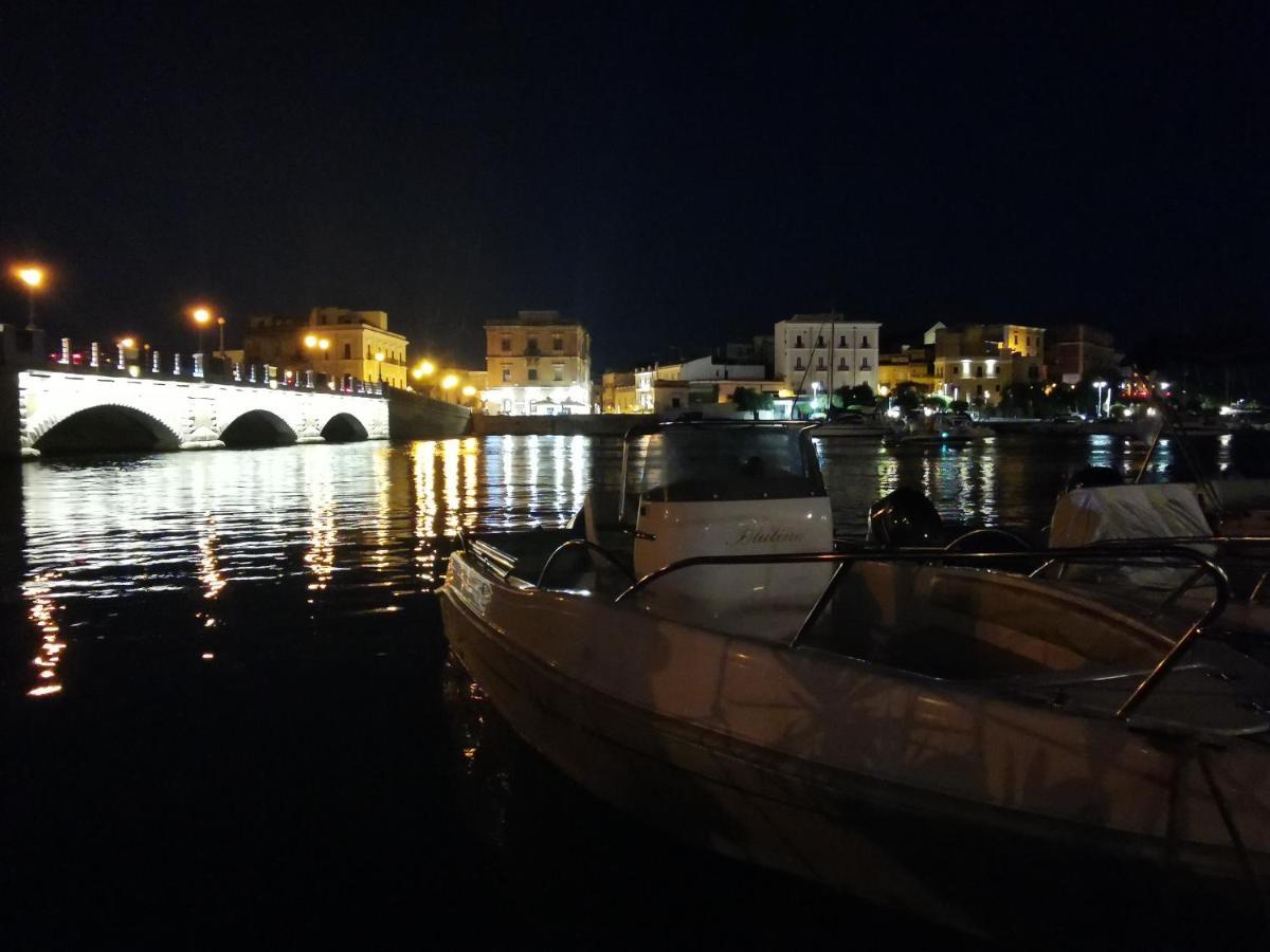 Dioniso Bed & Wellness Bed & Breakfast Taranto Exterior photo
